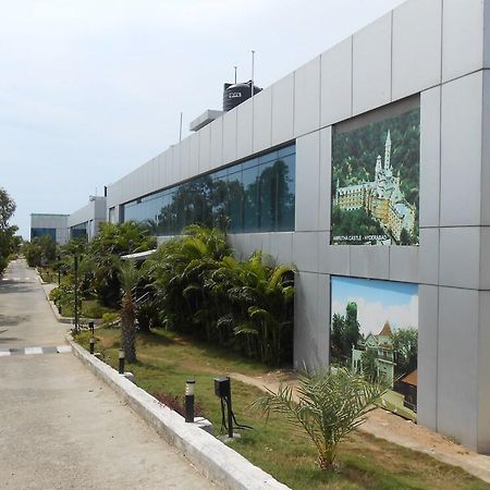 Jade Beach Resort Tirupporur Esterno foto
