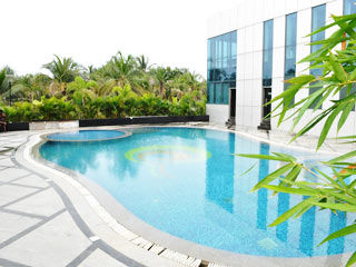 Jade Beach Resort Tirupporur Esterno foto